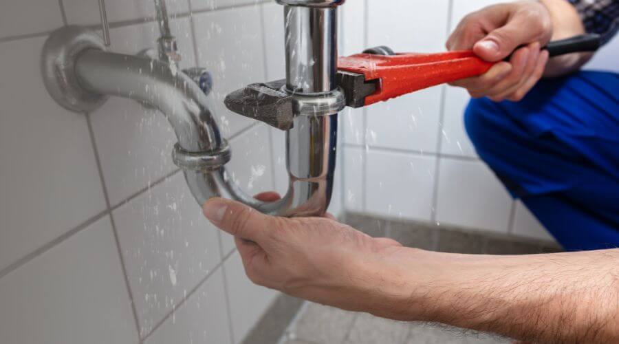 Gas tankless water heater installation in Broadus, MT